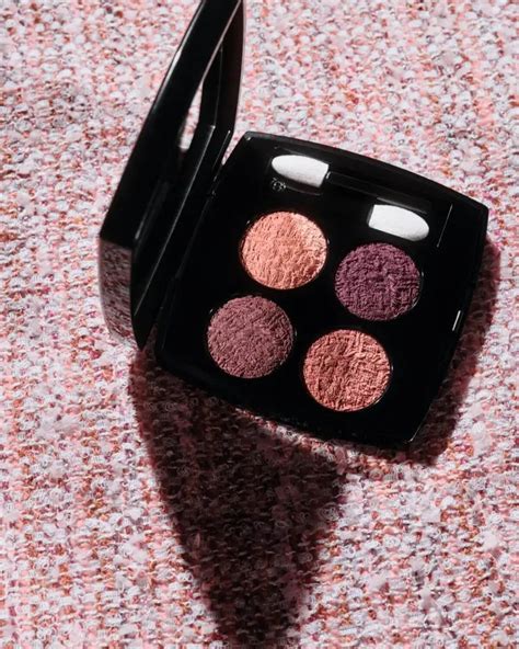 chanel eyeshadow 208|Chanel tweed shades.